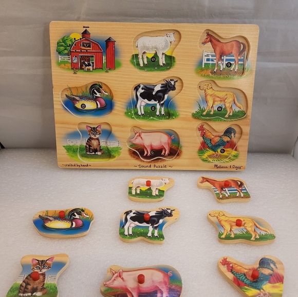 Melissa and Doug Farm Animals Peg Puzzle Sound Puzzle #268 Works - Picture 4 of 6